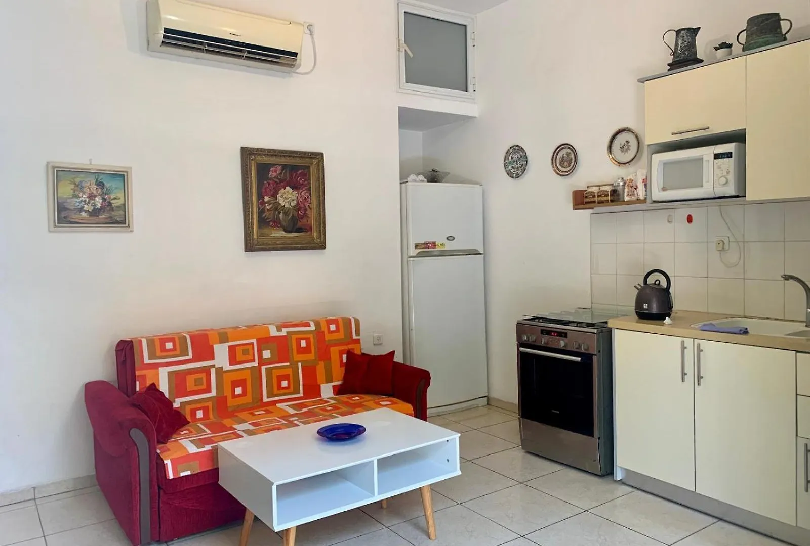 Bat Galim Beach Cozy Stay By Sea N' Rent Haifa 0*,